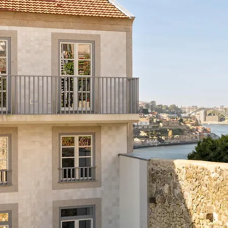 Host Wise - Fervenca Boutique Palace *