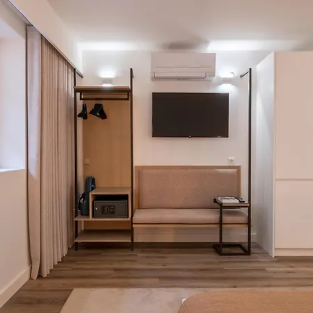 Host Wise - Fervenca Boutique Palace Διαμέρισμα