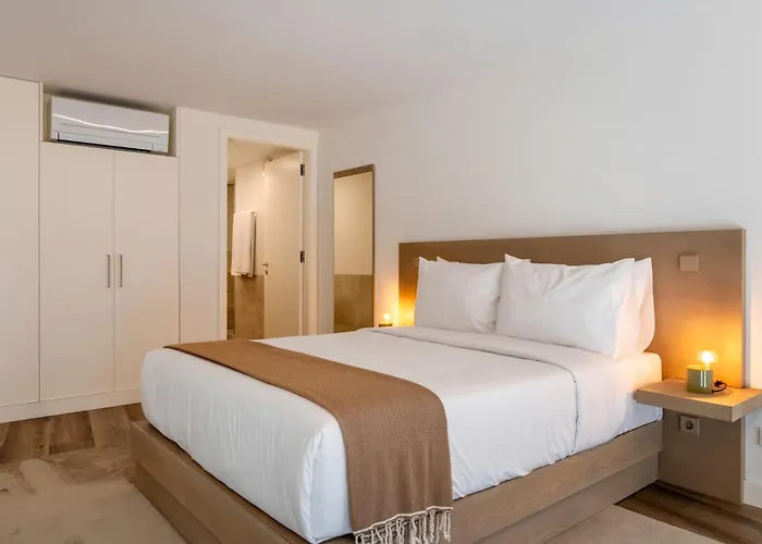 Host Wise - Fervenca Boutique Palace * Вила-Нова-ди-Гая