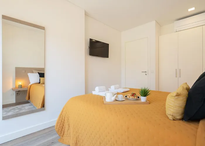 Host Wise - Fervenca Boutique Palace Вила-Нова-ди-Гая