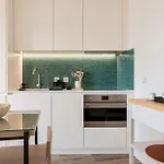 Host Wise - Fervenca Boutique Palace Daire