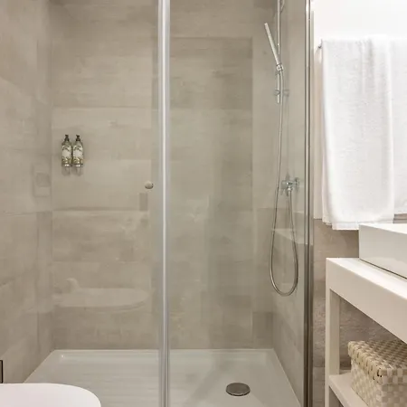 Host Wise - Fervenca Boutique Palace Appartamento *