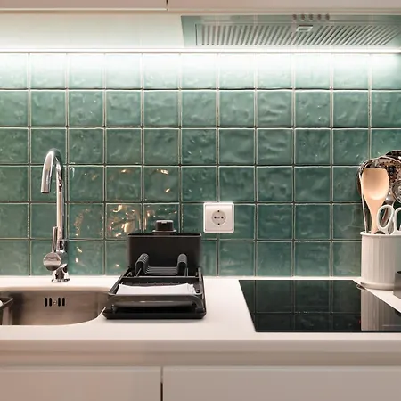 Host Wise - Fervenca Boutique Palace *