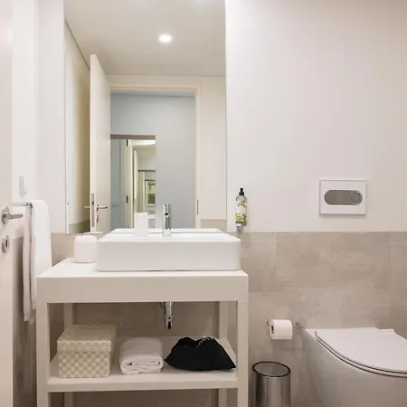 Host Wise - Fervenca Boutique Palace 加亚新城