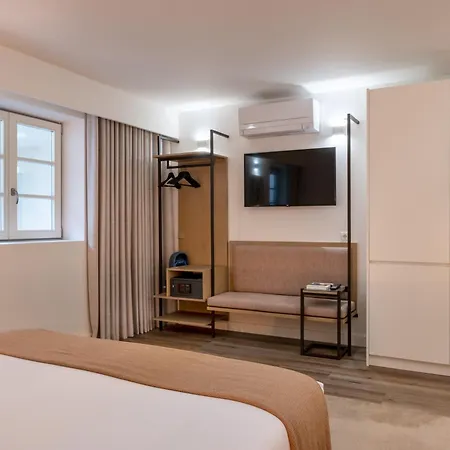 Host Wise - Fervenca Boutique Palace