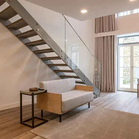 Host Wise - Fervenca Boutique Palace Apartment *