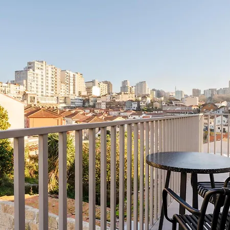 Apartment Host Wise - Fervenca Boutique Palace Vila Nova de Gaia