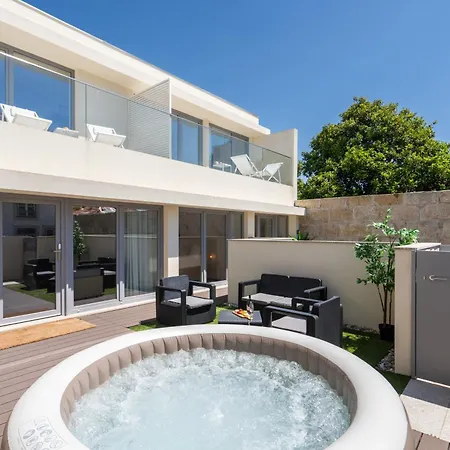 Appartamento Host Wise - Fervenca Boutique Palace