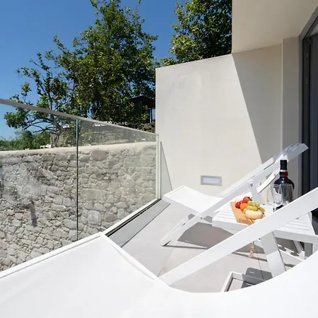 Host Wise - Fervenca Boutique Palace Appartamento Vila Nova de Gaia