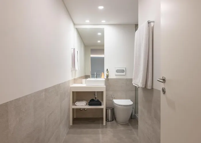 Host Wise - Fervenca Boutique Palace شقة